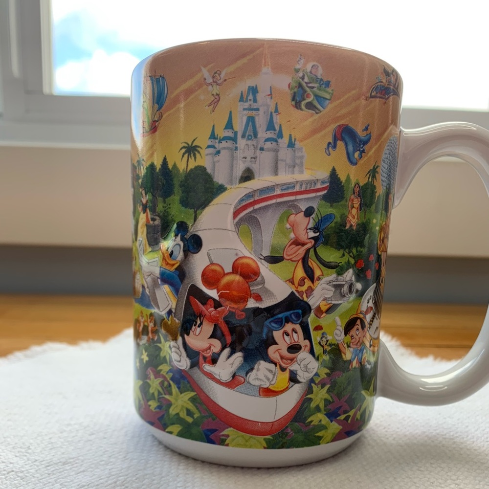 Walt Disney Word Scenic Mug GRANDMA Theme Park 3D - Picture 2 of 9